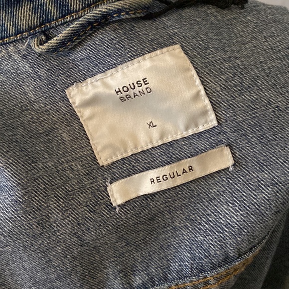 Men’s Denim Jacket - Picture 6 of 6